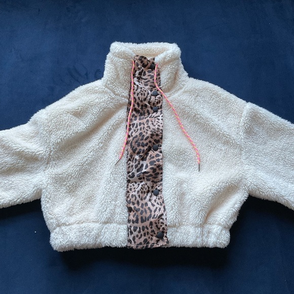 🆕AE Studio Polar Fleece Snap Front Jacket Cream - Picture 2 of 8